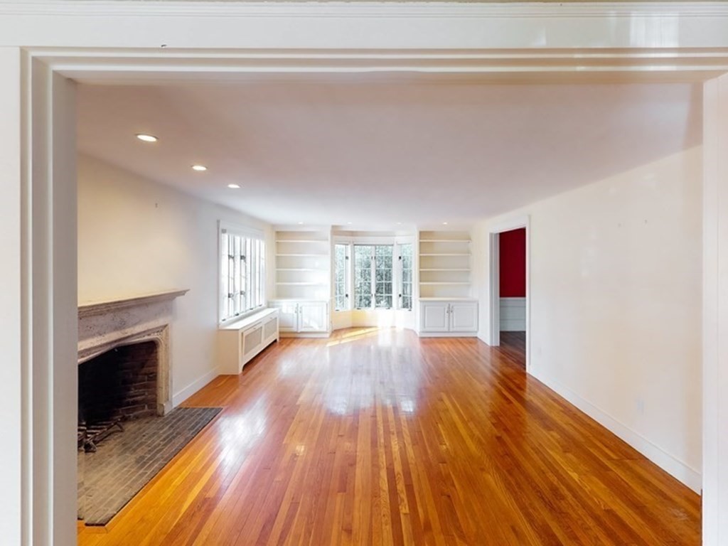 21 Hawthorne Road Swampscott, MA 01907 - Photo 4 of 32 Gallery Image 4