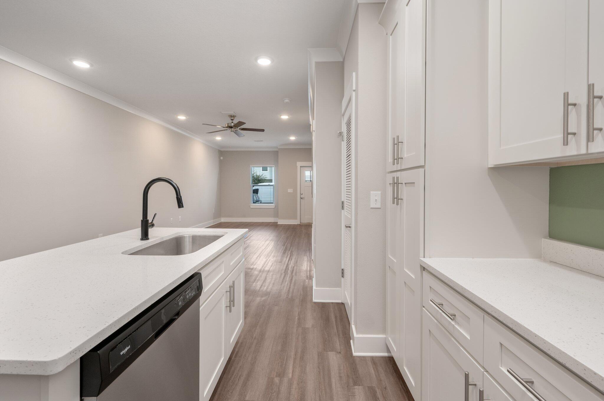 157 North Sand Palm Road Freeport, FL 32439 - Photo 12 of 32 13-web-or-mls-157 N Sand Palm Rd-09