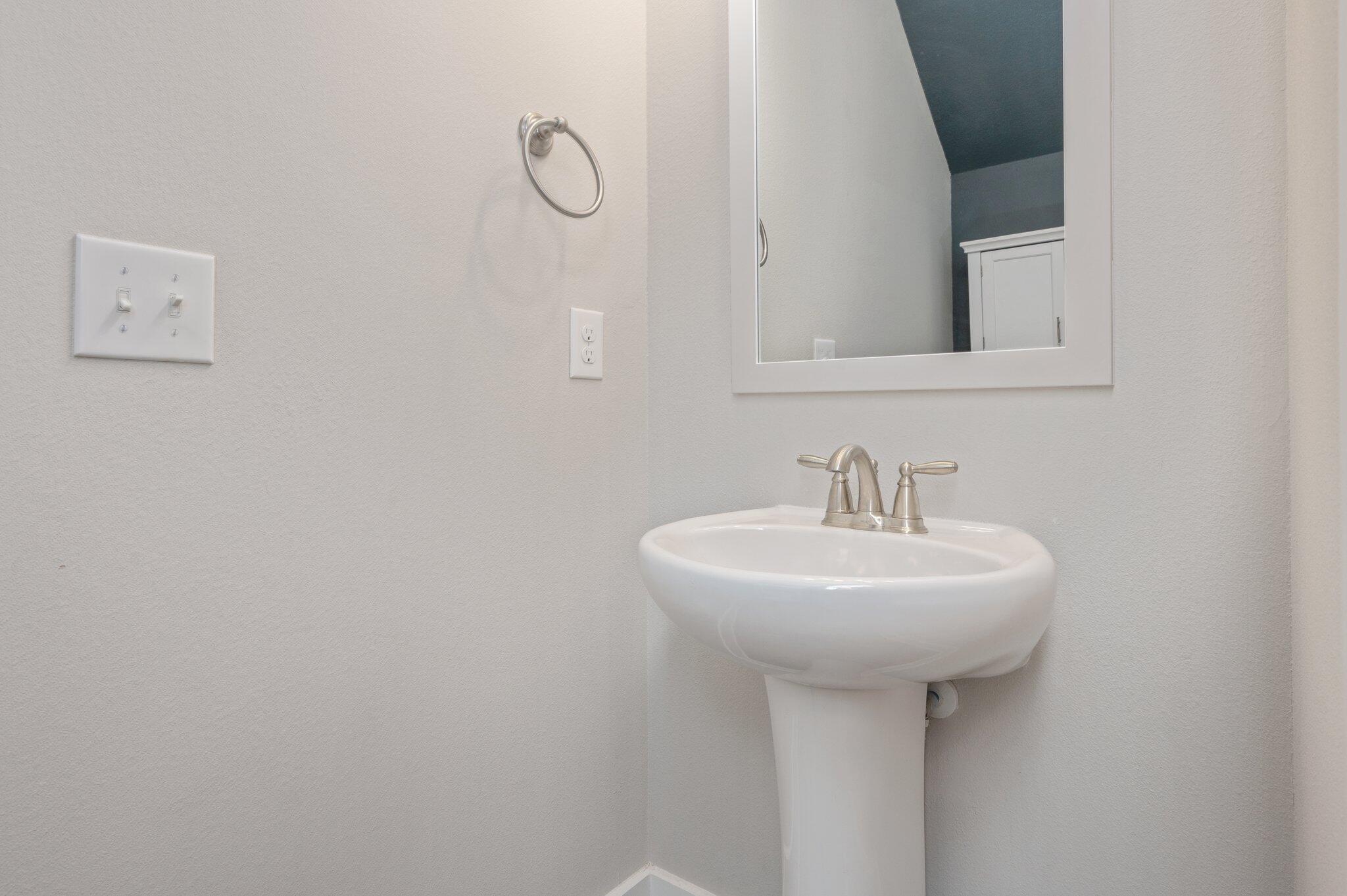 157 North Sand Palm Road Freeport, FL 32439 - Photo 13 of 32 14-web-or-mls-157 N Sand Palm Rd-10