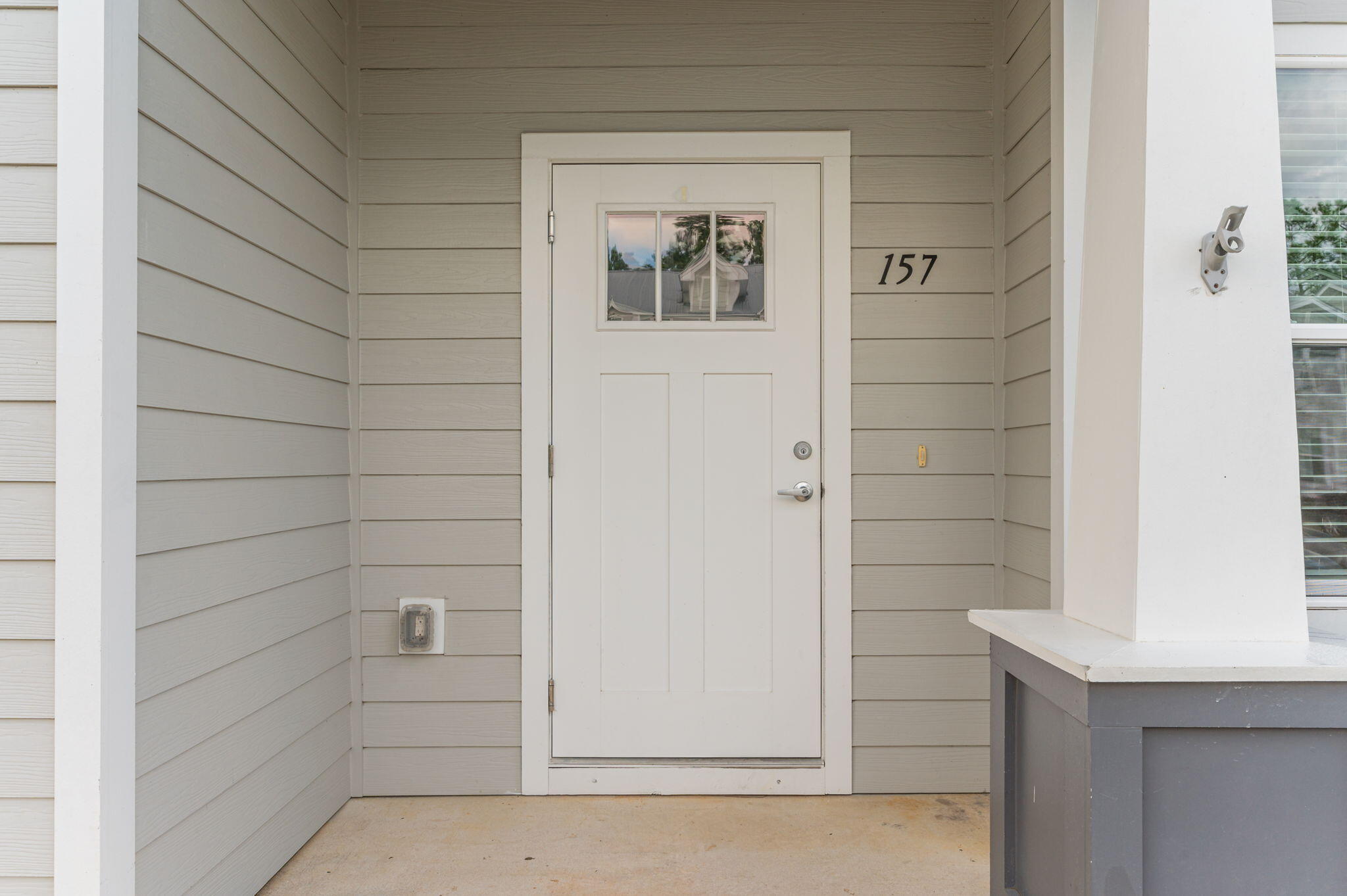 157 North Sand Palm Road Freeport, FL 32439 - Photo 3 of 32 4-web-or-mls-157 N Sand Palm Rd Exterior