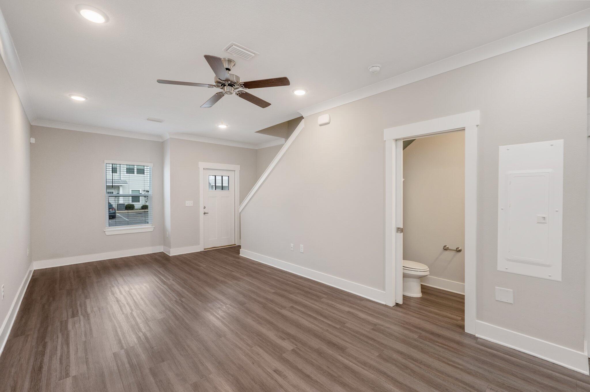 157 North Sand Palm Road Freeport, FL 32439 - Photo 7 of 32 8-web-or-mls-157 N Sand Palm Rd-04