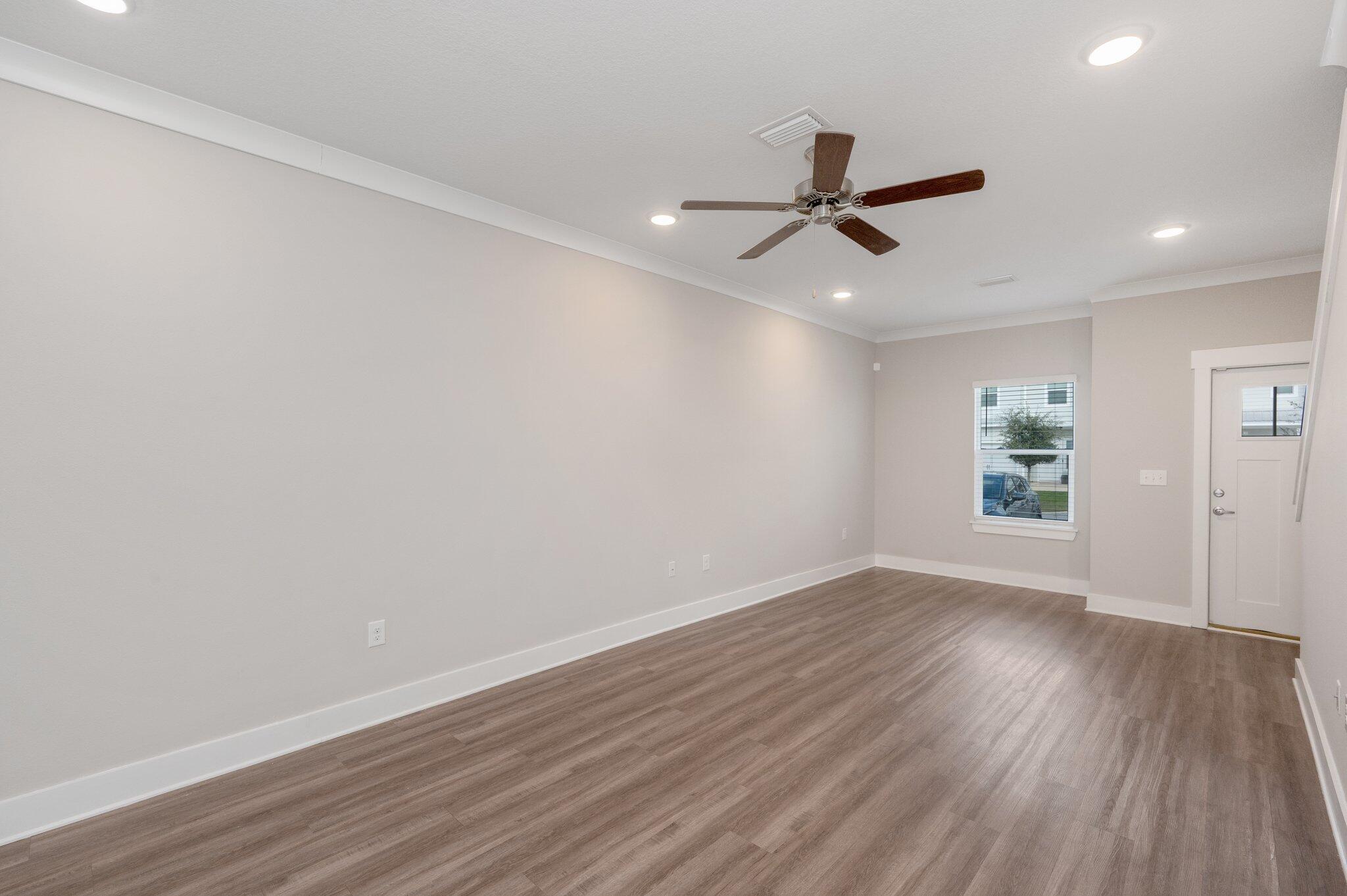 157 North Sand Palm Road Freeport, FL 32439 - Photo 8 of 32 9-web-or-mls-157 N Sand Palm Rd-05