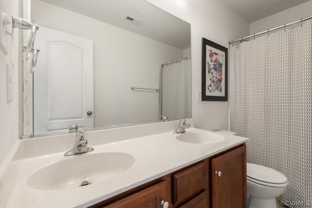 5744 Rohan Court Moseley, VA 23120 - Photo 30 of 38 Bath #3