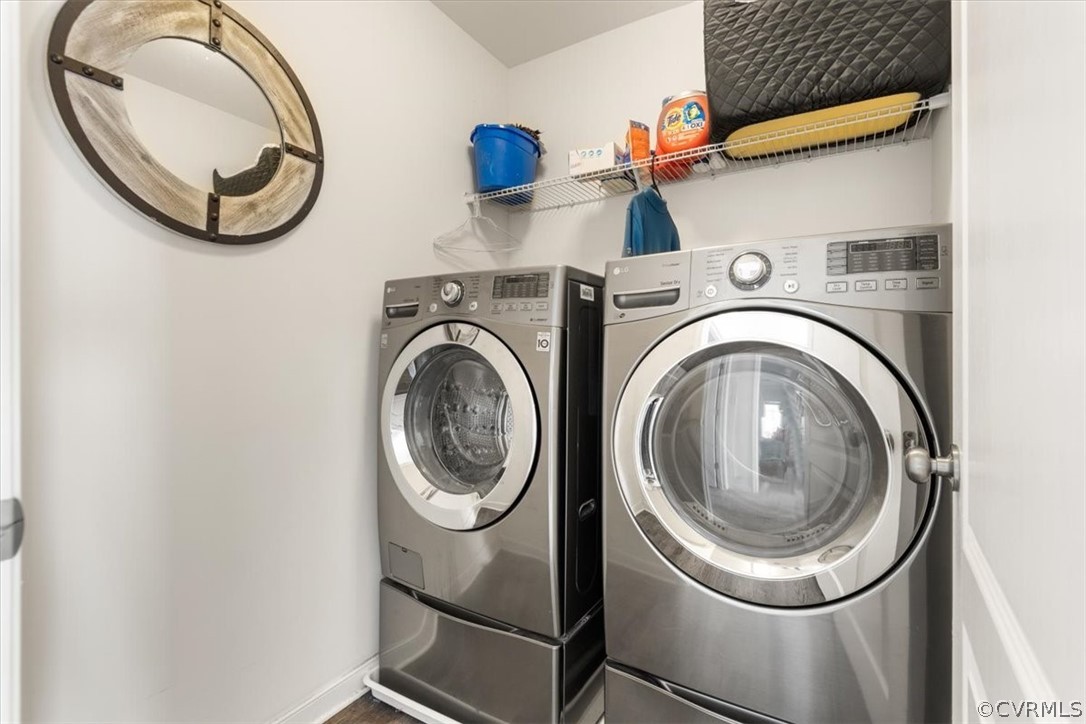 5744 Rohan Court Moseley, VA 23120 - Photo 31 of 38 Upstairs laundry