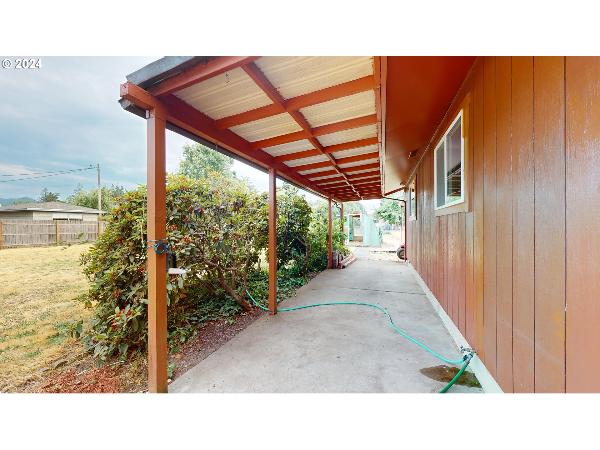 4675 Daisy Street Springfield, OR 97478 - Photo 2 of 43 a outdoor view of backyard with green space