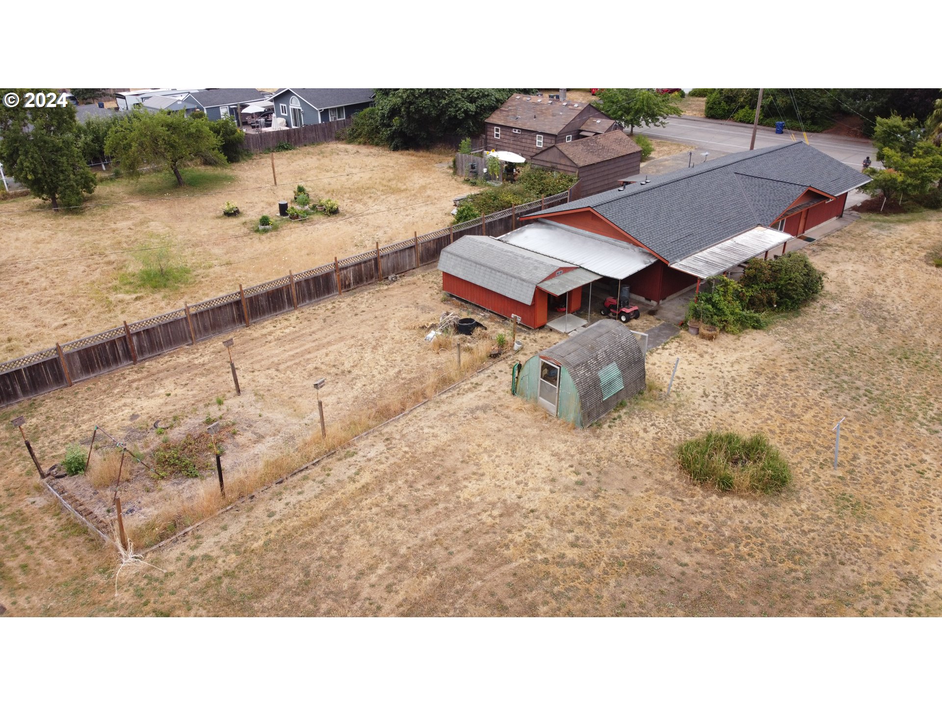 4675 Daisy Street Springfield, OR 97478 - Photo 39 of 43 a outdoor view with a lake view