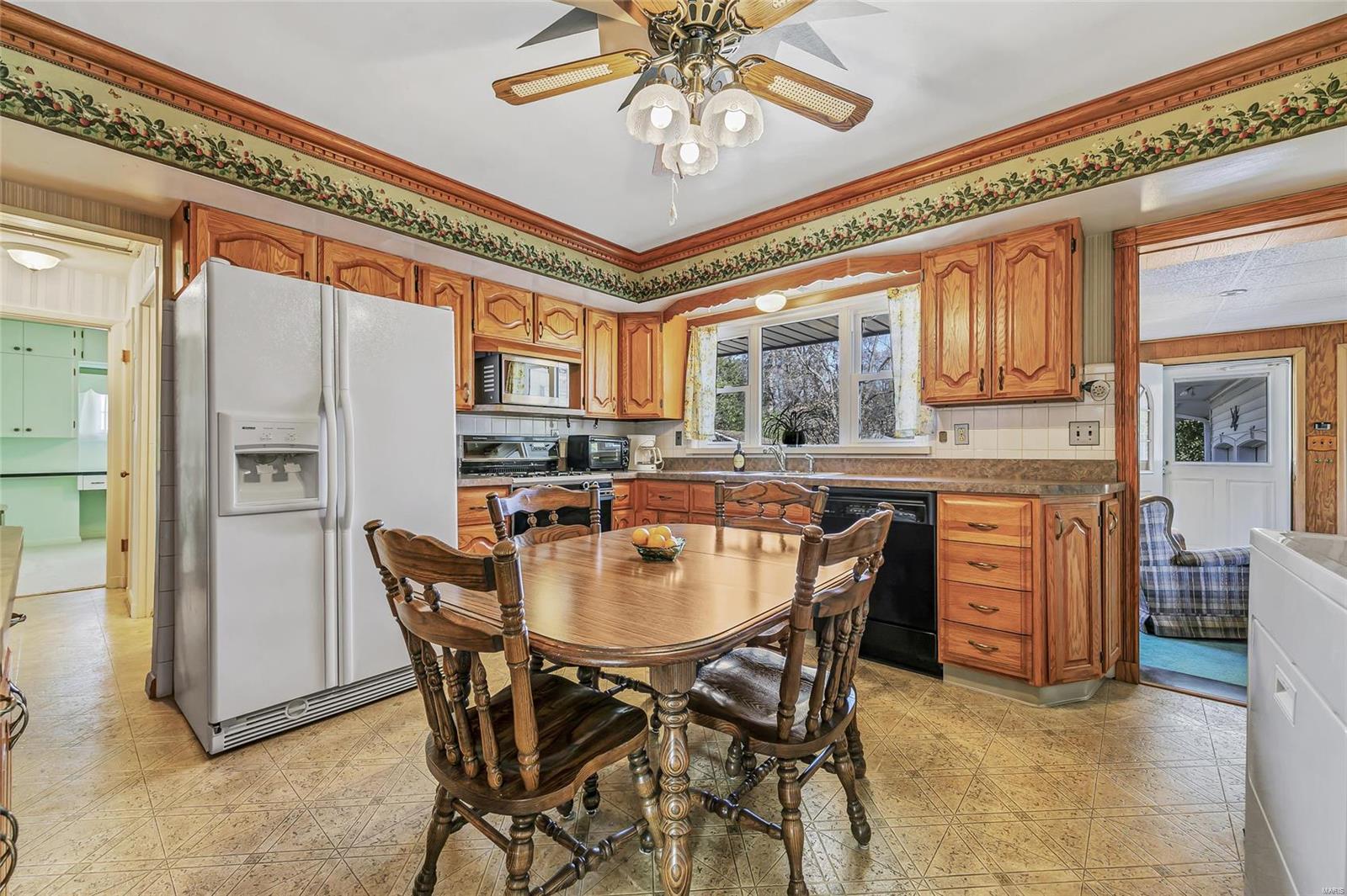 9865 East Concord Road St. Louis, MO 63128 - Photo 11 of 43 Gallery Image 11