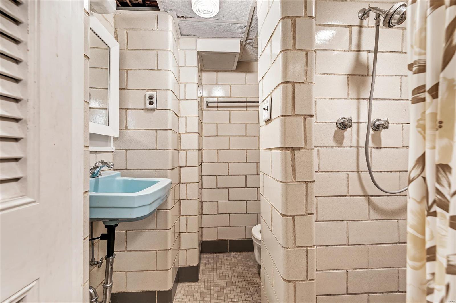 9865 East Concord Road St. Louis, MO 63128 - Photo 30 of 43 Gallery Image 30