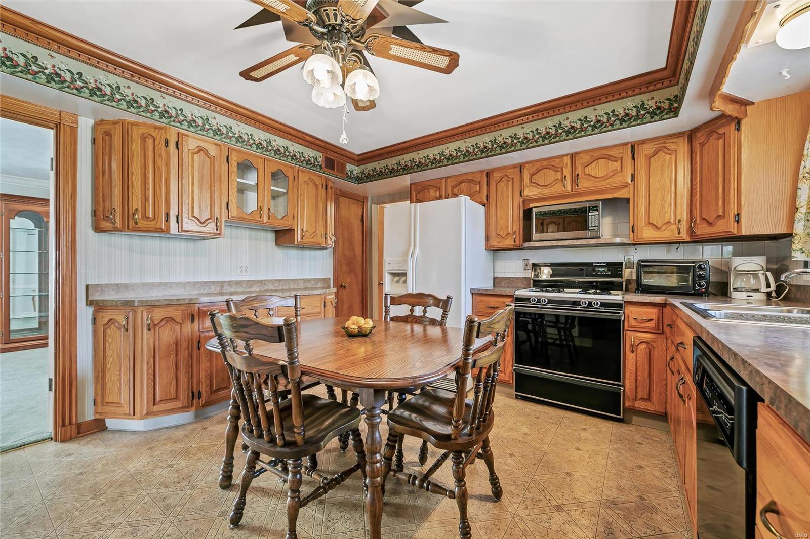 9865 East Concord Road St. Louis, MO 63128 - Photo 10 of 43 Gallery Image 10