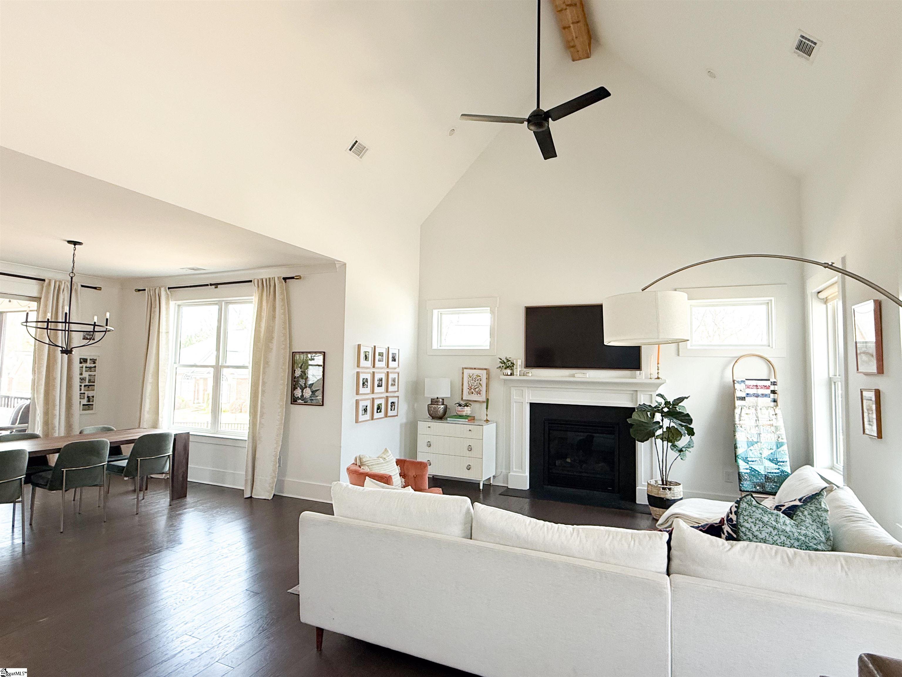 200 Orie Court Simpsonville, SC 29680 - Photo 3 of 40 Gallery Image 3