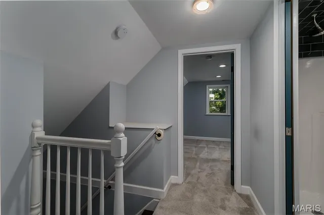 $224,900 | 1375 South New Florissant Road, Florissant, MO 63031