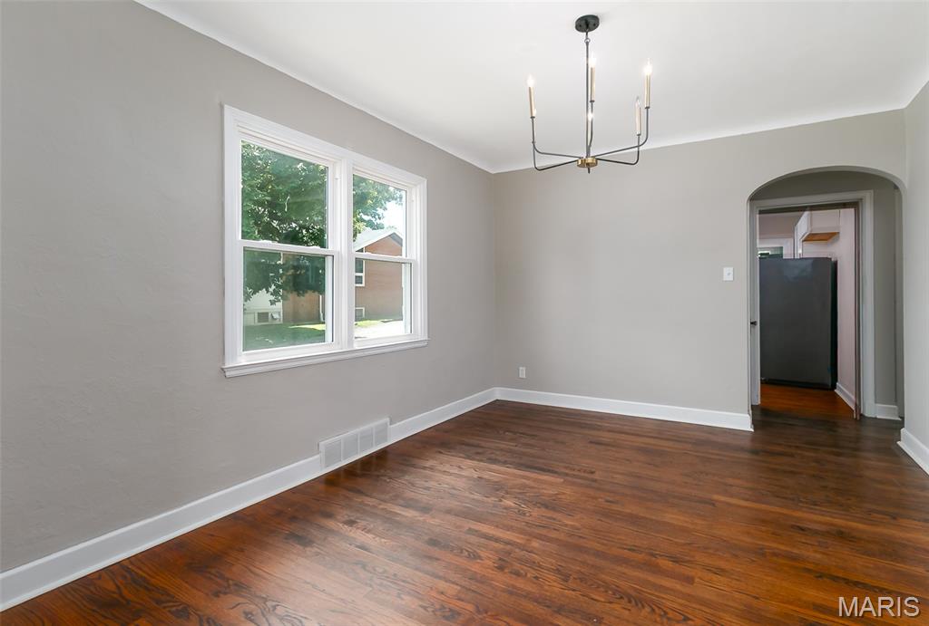 1375 South New Florissant Road Florissant, MO 63031 - Photo 6 of 22