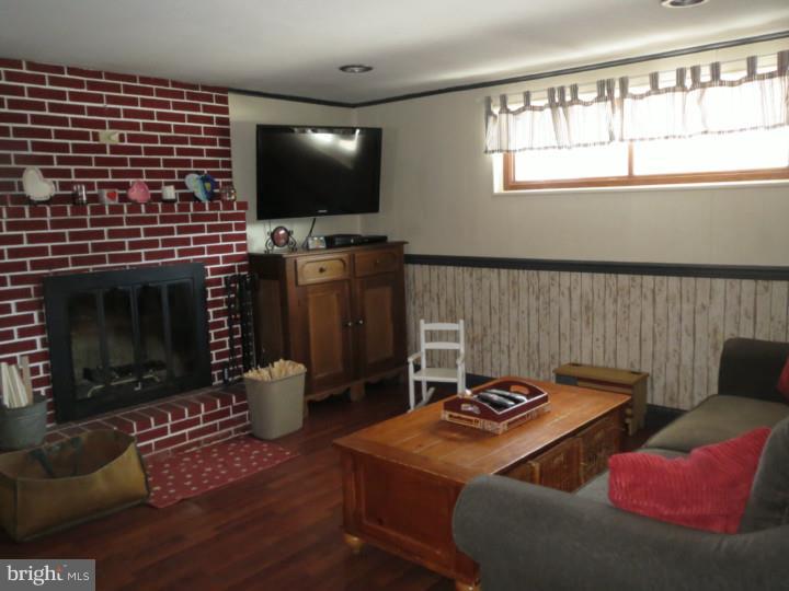 2265 East Buck Road Pennsburg, PA 18073 - Photo 14 of 25 Gallery Image 14