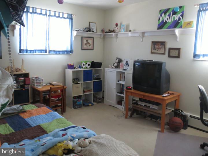 2265 East Buck Road Pennsburg, PA 18073 - Photo 17 of 25 Gallery Image 17