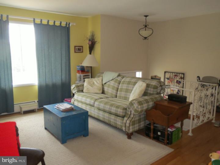 2265 East Buck Road Pennsburg, PA 18073 - Photo 6 of 25 Gallery Image 6