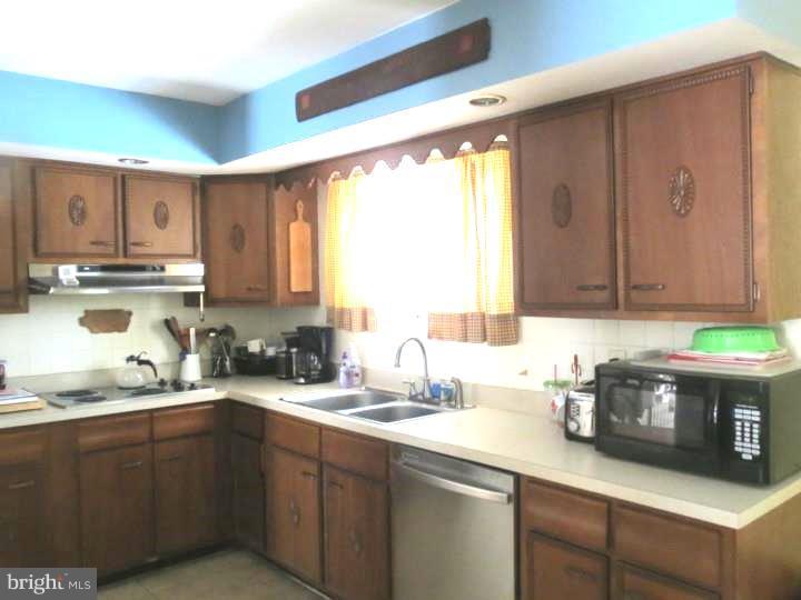 2265 East Buck Road Pennsburg, PA 18073 - Photo 10 of 25 Gallery Image 10
