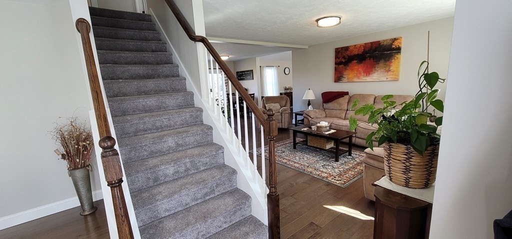 169 North Common Road Westminster, MA 01473 - Photo 4 of 16 Gallery Image 4