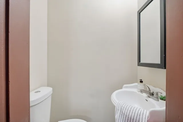 $449,900 | 95 Dickinson Street, Springfield, MA 01108