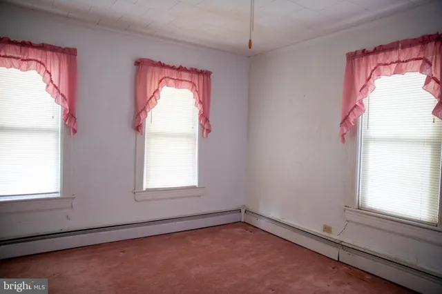 $700,000 | 26121 Lewes Georgetown Highway, Georgetown, DE 19947