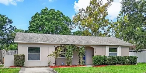 $415,000 | 5525 Pine Circle Northeast, St. Petersburg, FL 33703