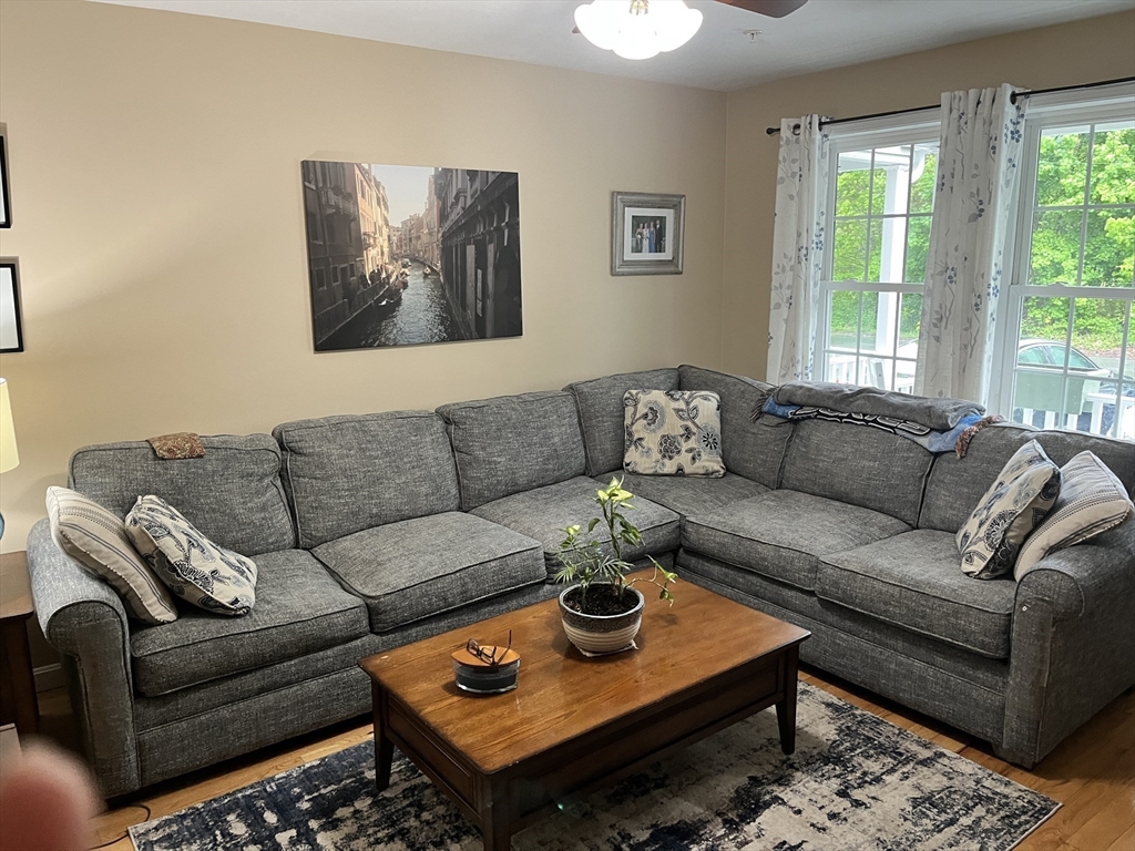 17 Arcade Street, Unit B Northbridge, MA 01588 - Photo 3 of 15