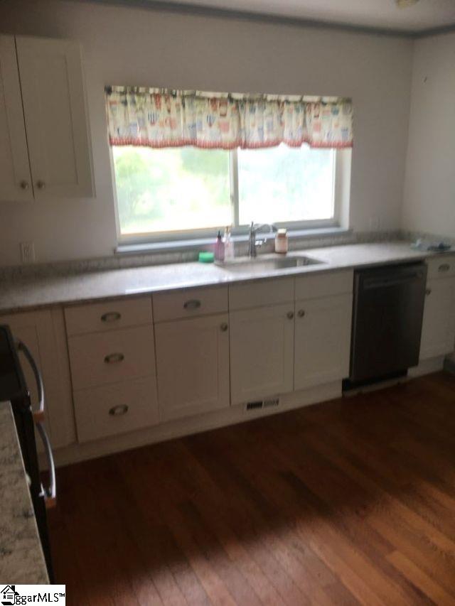 520 Chestnut Ridge Road Marietta, SC 29661 - Photo 4 of 18