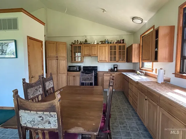 $319,000 | 162 Friendship Lane, Kamiah, ID 83536
