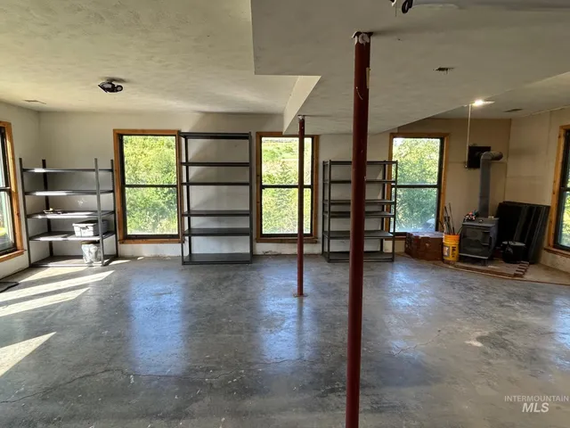 $319,000 | 162 Friendship Lane, Kamiah, ID 83536