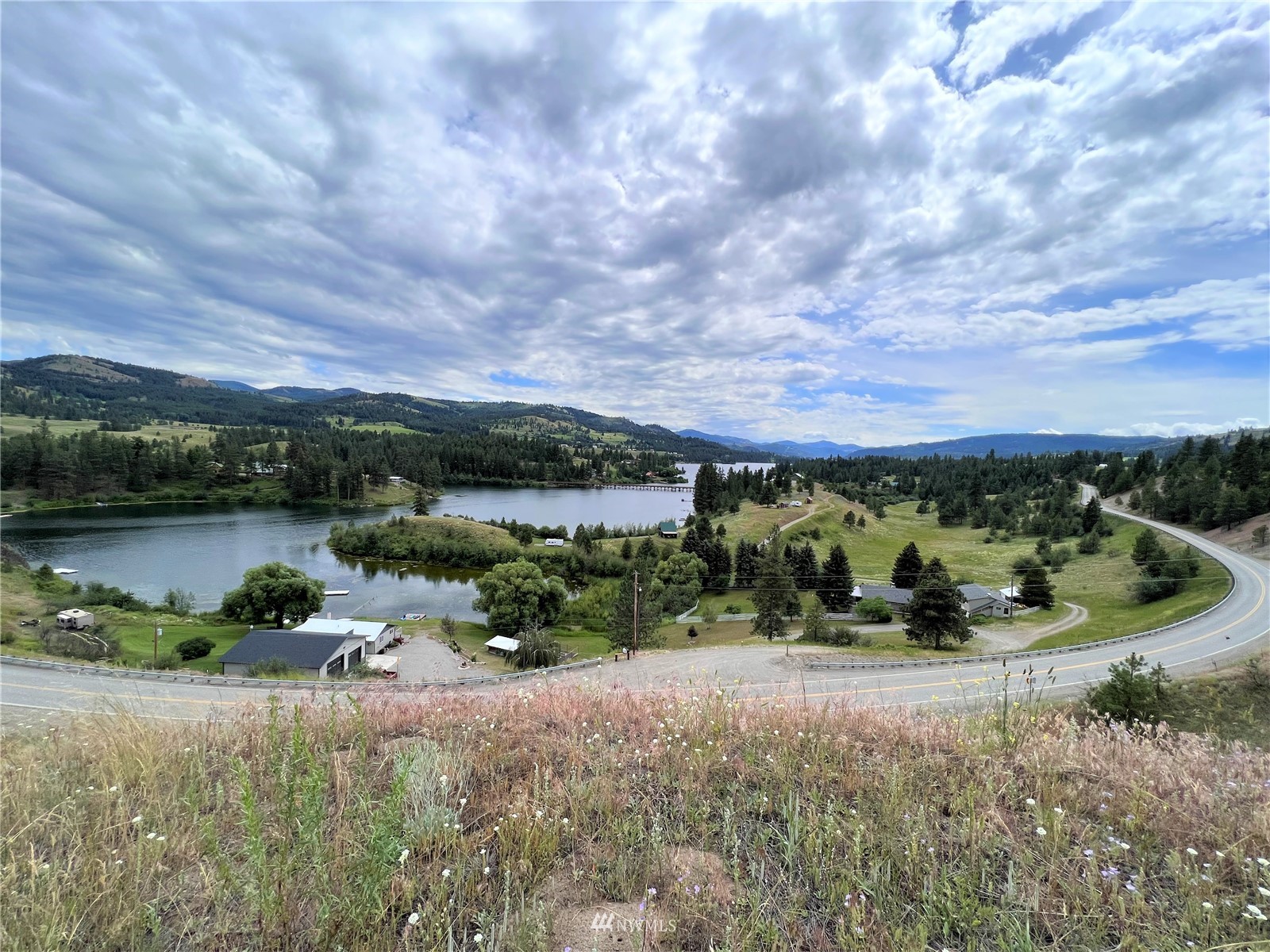 1 Trestle View Republic, WA 99166 - Photo 2 of 20 Gallery Image 2