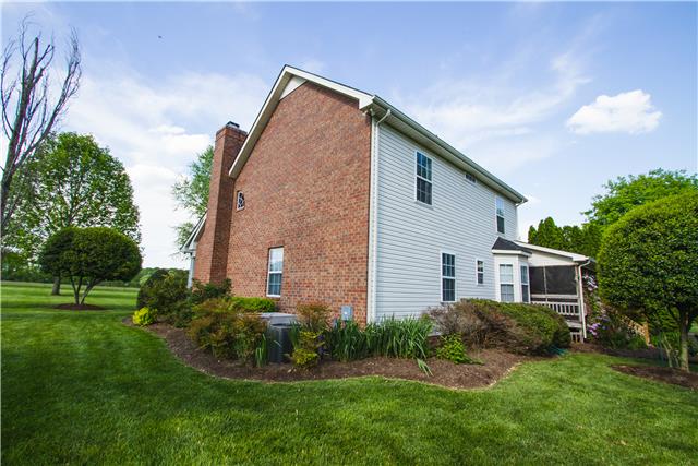 4155 Bethlehem Road Springfield, TN 37172 - Photo 19 of 19 Perfectly landscaped yard all the way around the home!