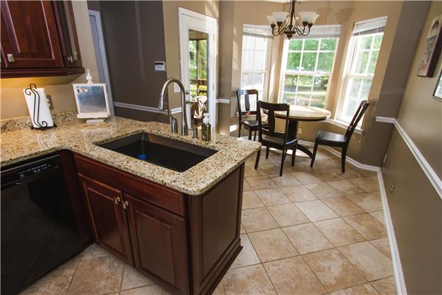 4155 Bethlehem Road Springfield, TN 37172 - Photo 8 of 19 The eat-in breakfast nook.