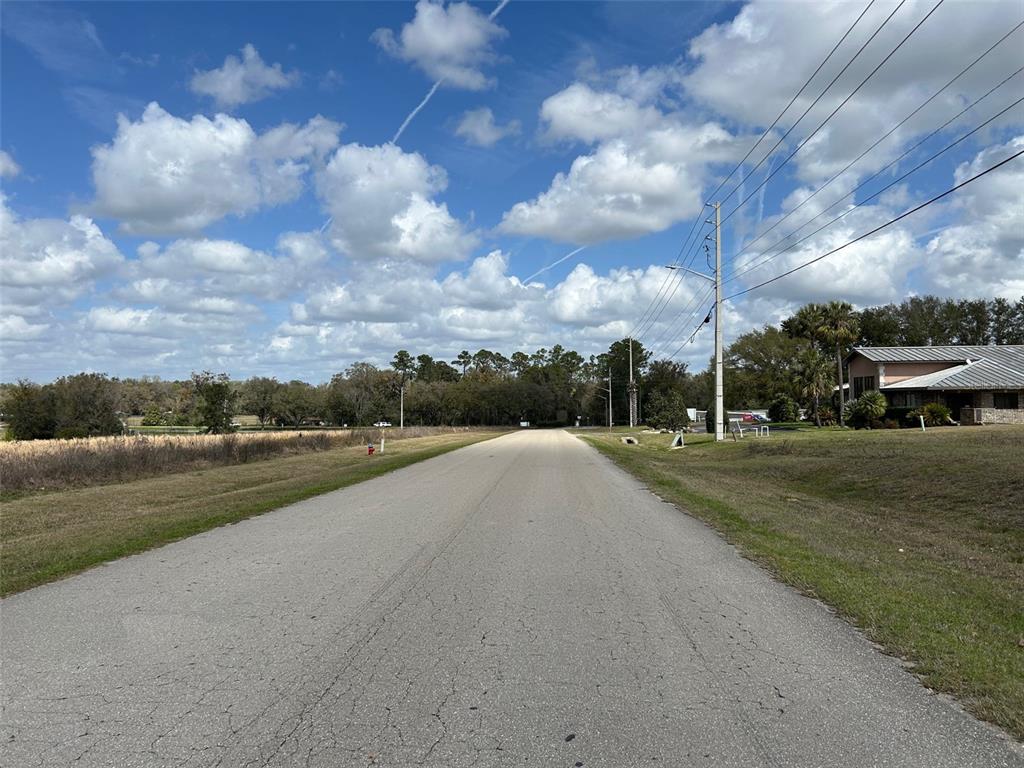Northwest 104th Terrace Alachua, FL 32615 - Photo 2 of 6