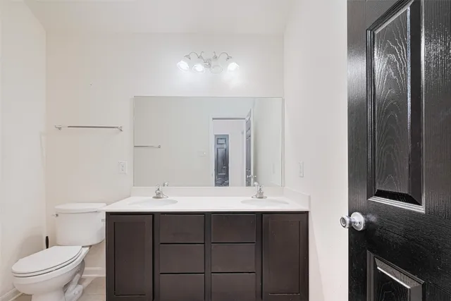 $2,800 | 3215 Laurel Bend Lane, Pearland, TX 77584