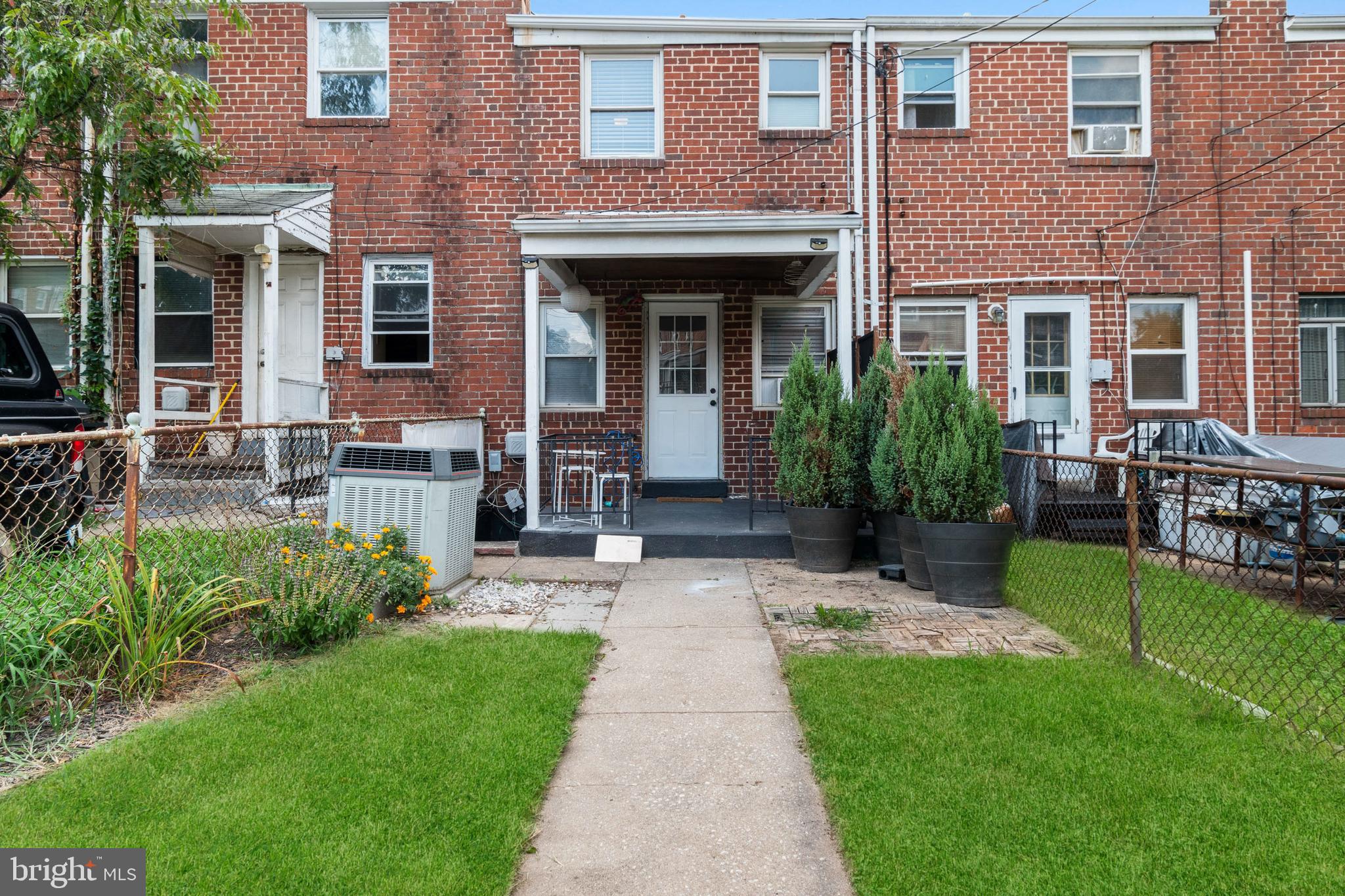 2907 Georgetown Road Baltimore, MD 21230 - Photo 22 of 27 Big beautiful backyard!