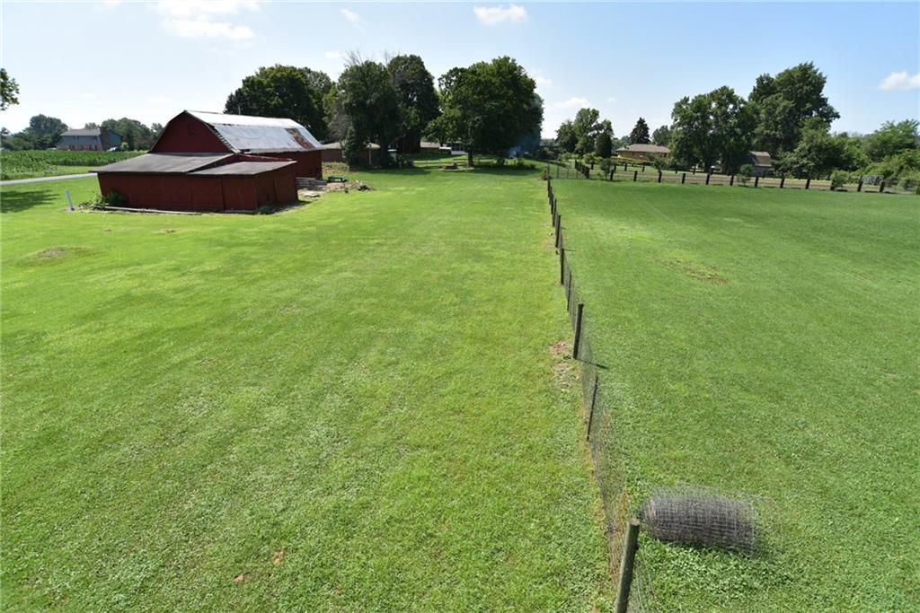 9456 South Mitthoeffer Road Indianapolis, IN 46259 - Photo 5 of 46 Gallery Image 5
