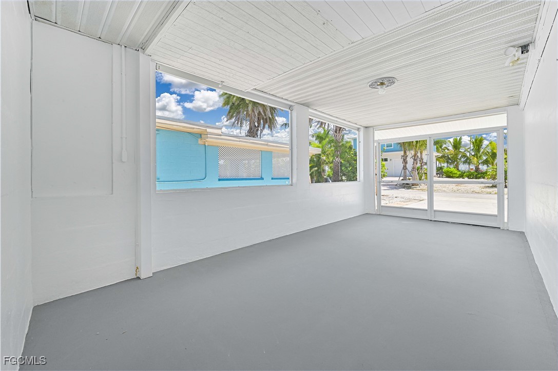 2500 Harbor View Drive Matlacha, FL 33993 - Photo 14 of 37