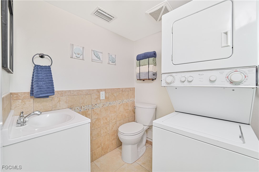 2500 Harbor View Drive Matlacha, FL 33993 - Photo 28 of 37