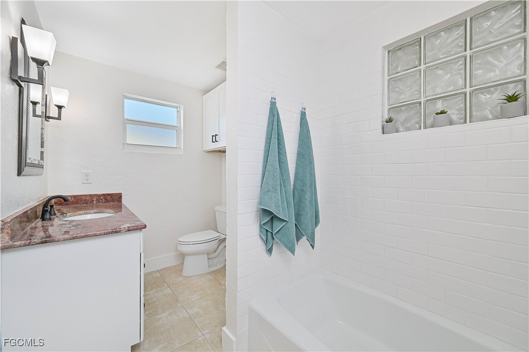 2500 Harbor View Drive Matlacha, FL 33993 - Photo 32 of 37