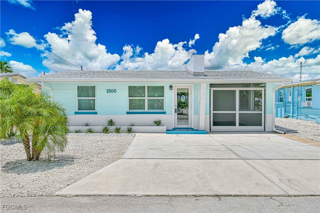 2500 Harbor View Drive Matlacha, FL 33993 - Photo 4 of 37