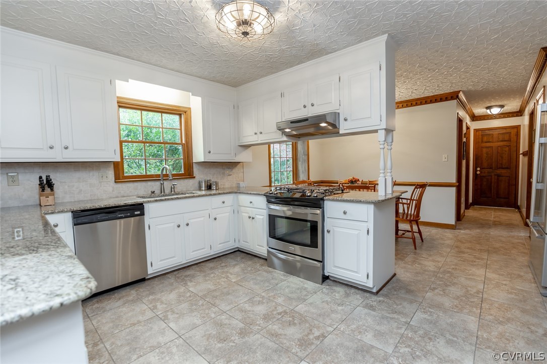5641 Elfinwood Road Chester, VA 23831 - Photo 2 of 31 Gallery Image 2
