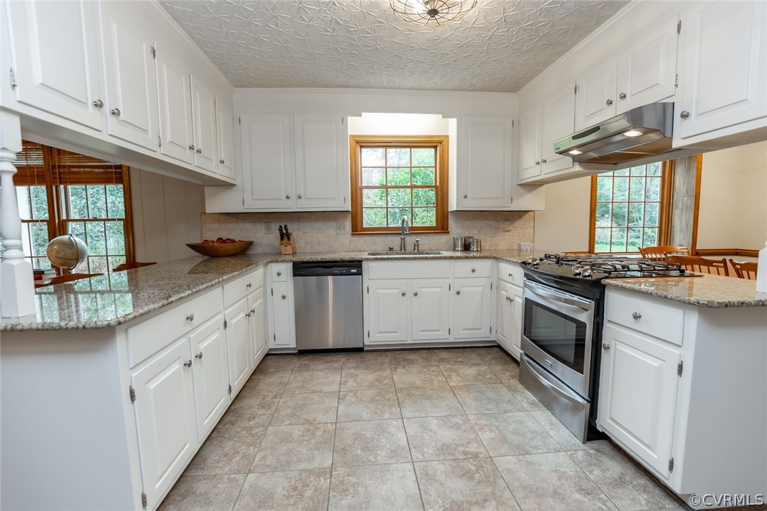 5641 Elfinwood Road Chester, VA 23831 - Photo 3 of 31 Gallery Image 3