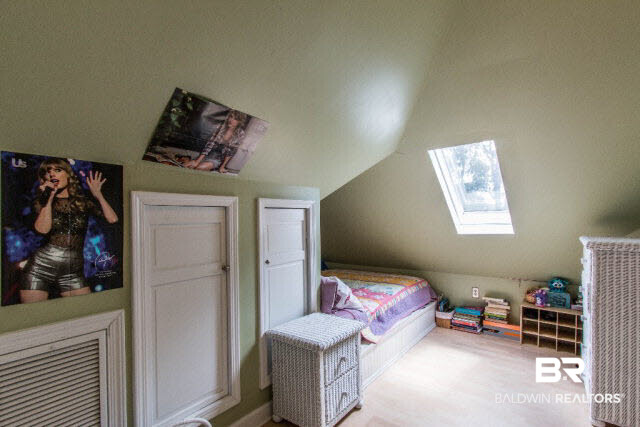 63 South Georgia Avenue Mobile, AL 36604 - Photo 21 of 31 Guest Bedroom