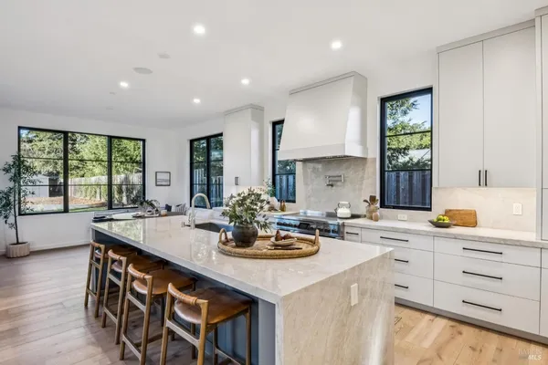 $4,995,000 | 33 Fawn Drive, San Anselmo, CA 94960