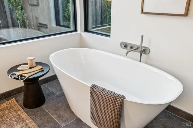 $4,995,000 | 33 Fawn Drive, San Anselmo, CA 94960