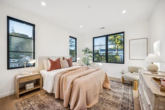 $4,995,000 | 33 Fawn Drive, San Anselmo, CA 94960