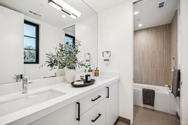 $4,995,000 | 33 Fawn Drive, San Anselmo, CA 94960