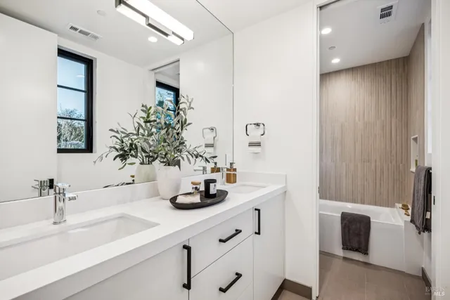 $4,995,000 | 33 Fawn Drive, San Anselmo, CA 94960