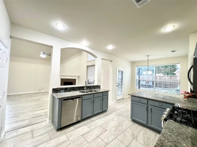 $2,900 | 3301 Bluegrass Drive, Plano, TX 75074