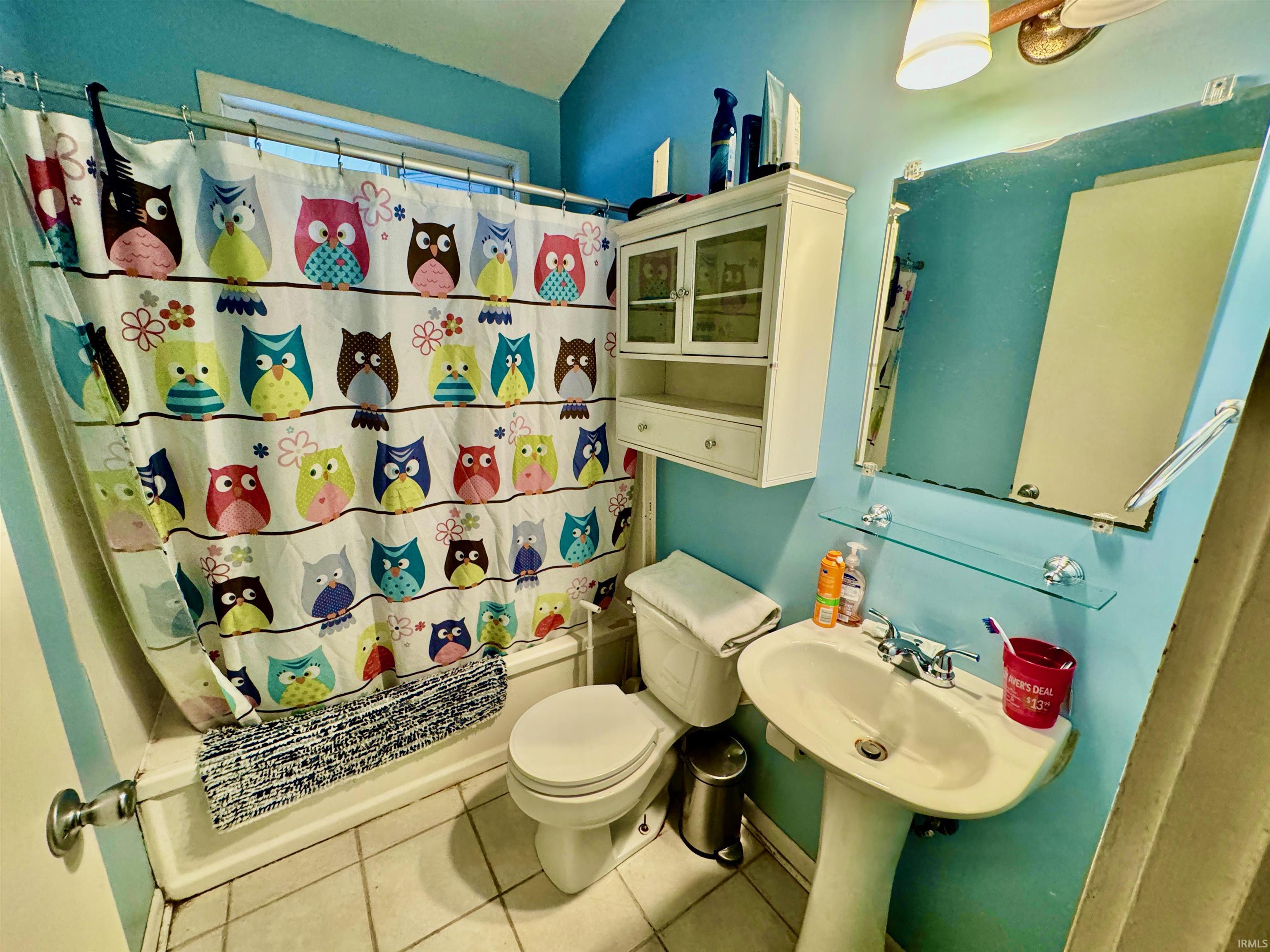 102 East Ridgeview Drive Bloomington, IN 47401 - Photo 9 of 12 Gallery Image 9
