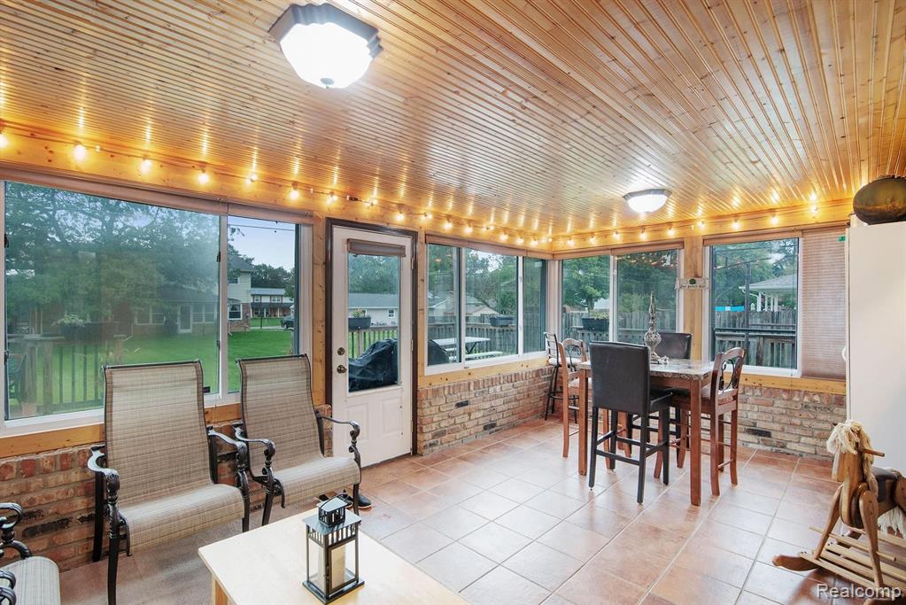 6406 Rustic Ridge Trail Grand Blanc, MI 48439 - Photo 10 of 33